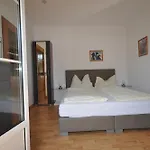 Peter Apartment