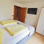 Peter Apartment *